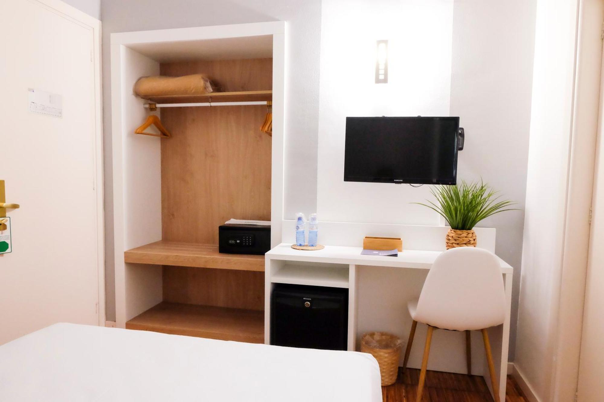 Hotel Subur Sitges Oda fotoğraf