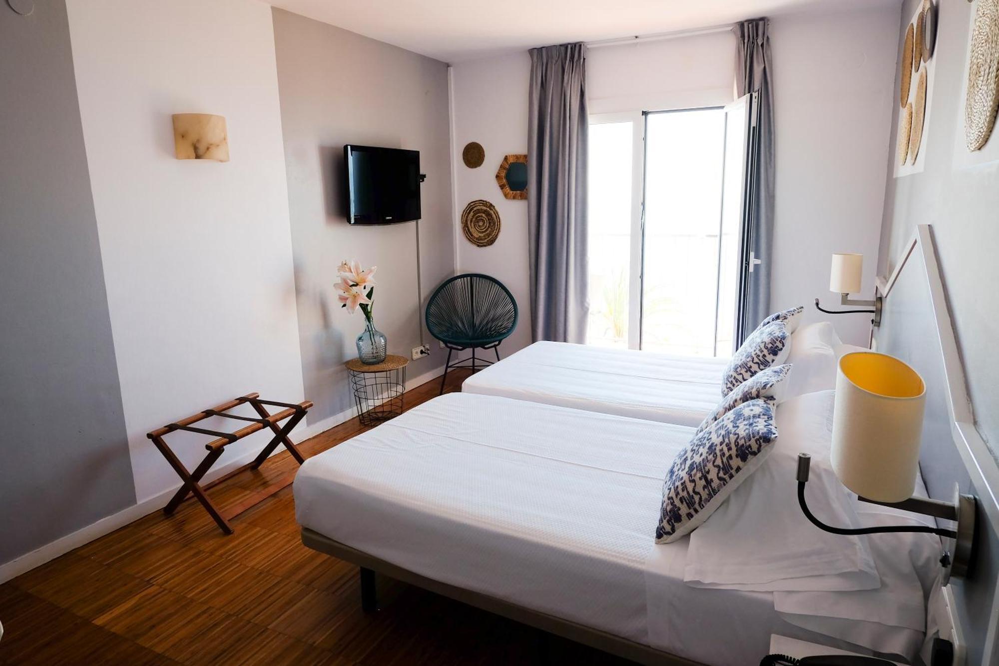 Hotel Subur Sitges Oda fotoğraf